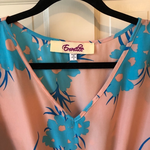 Emmelee Francesca’s Top - Picture 5 of 6